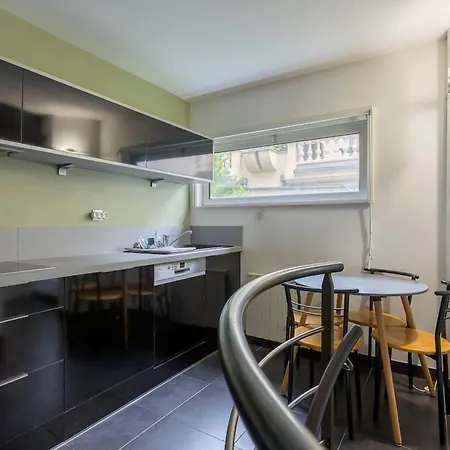 Triplex Brotteaux Massena