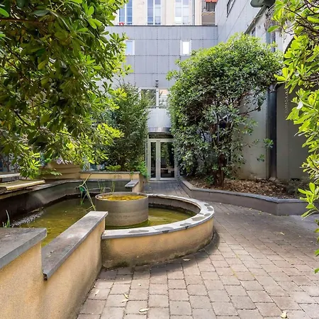 Apartment Triplex Brotteaux Massena