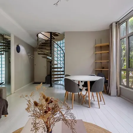 Apartment Triplex Brotteaux Massena