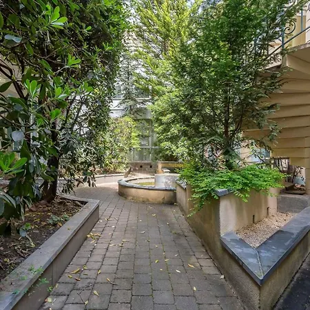 Triplex Brotteaux Massena Appartement *
